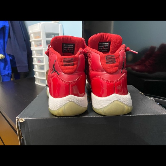 Air Jordan 11 Retro Win Like 96 (GS Size) - Picture 5 of 5